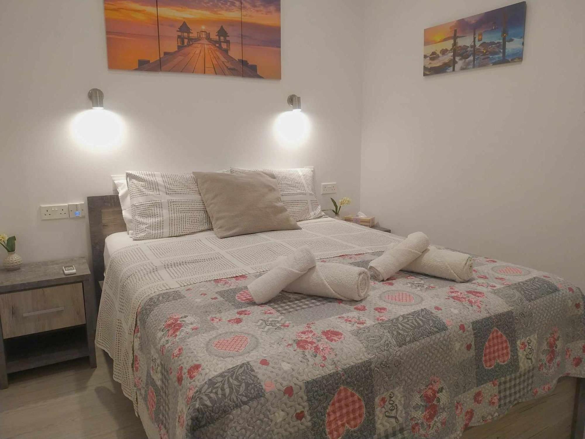 Charming Holiday Retreat Kato Paphos Apt 400M To The Beach Exterior foto